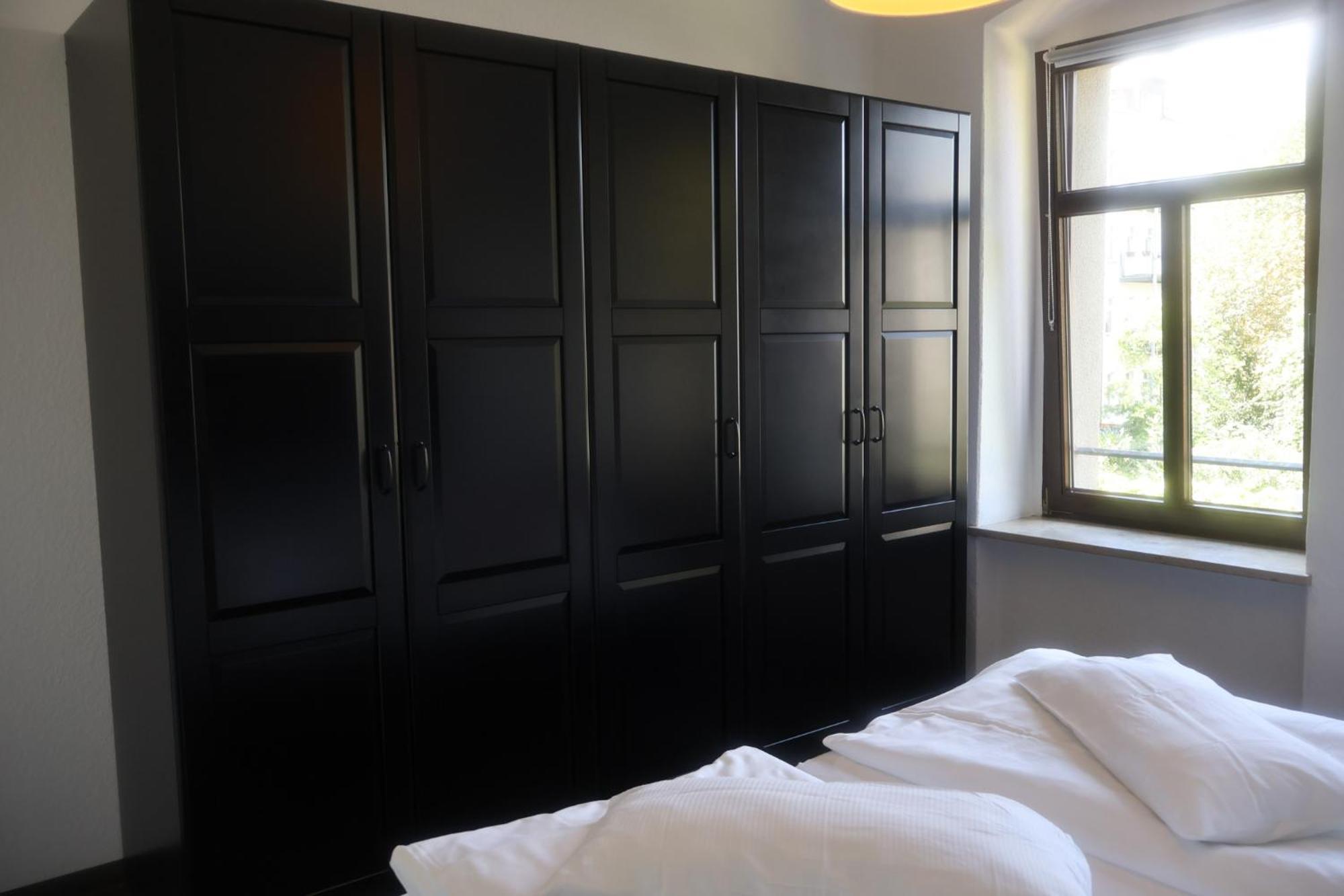 Alexxanders Apartments & Studios Chemnitz Rum bild